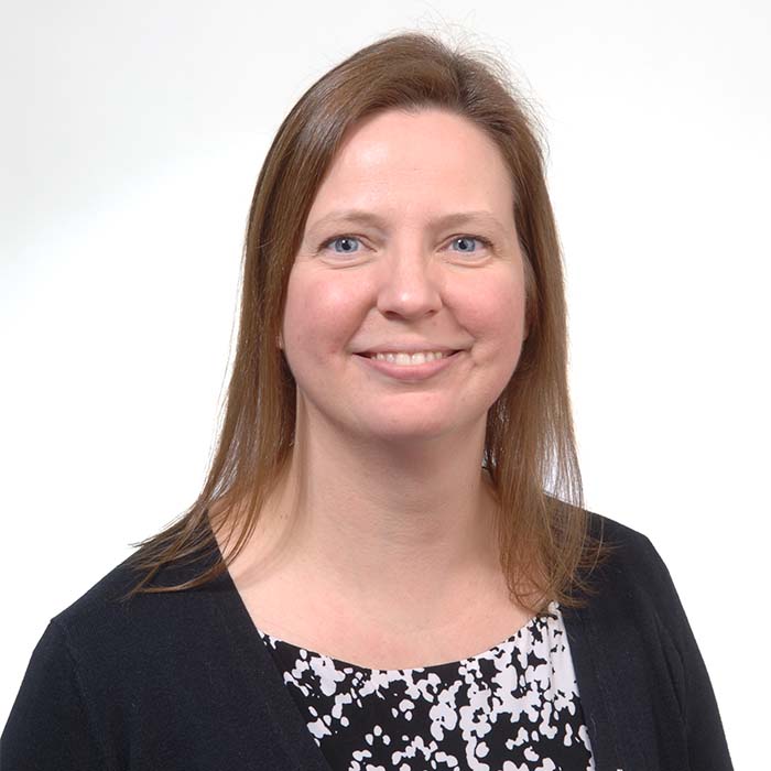 Jillian Daneau headshot