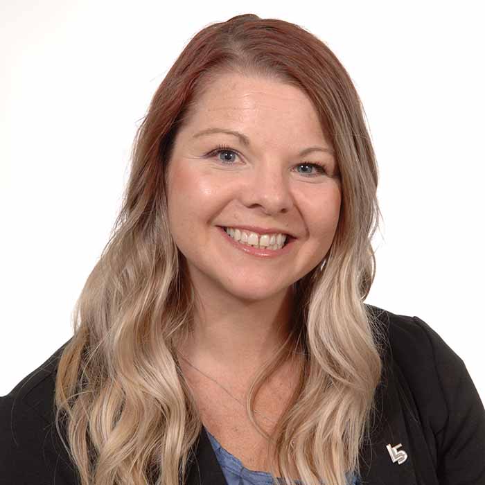 Lyndsey-Jo Allen headshot