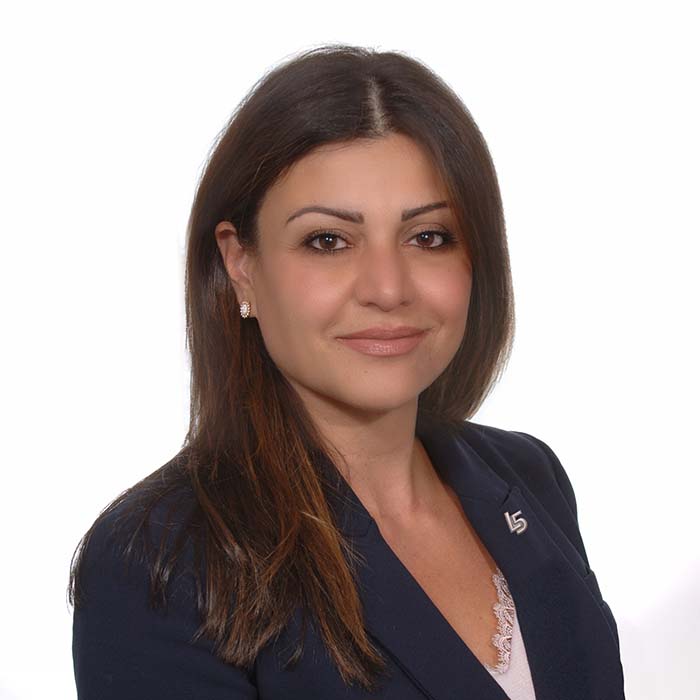 Manal Chakar headshot