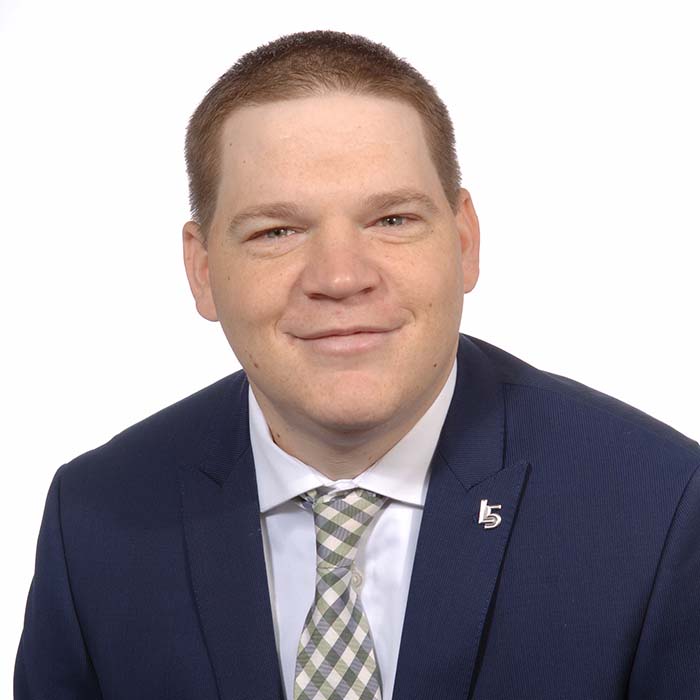 Derek Cioffi headshot