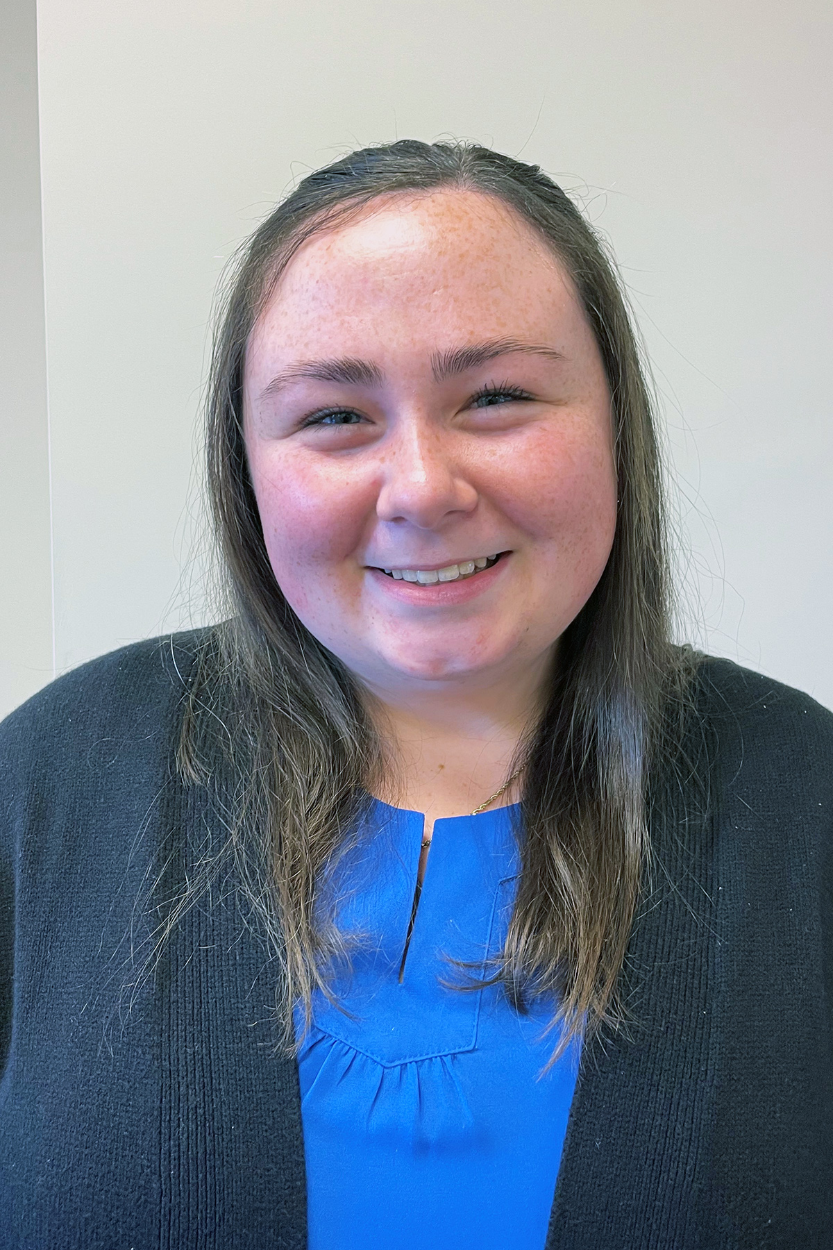 Sabrina Hamilton receives the Lowell Five Bank September 2022 Employee